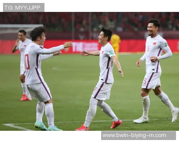 揭秘足球明星私生活 这些顶级球员的女友身份曝光 揭秘足球明星私生活 这些顶级球员的女友身份曝光